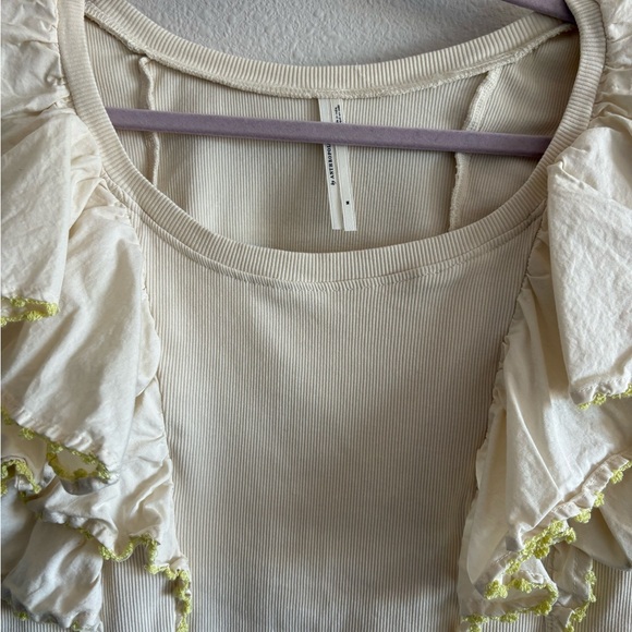 Anthropologie Oversized Ruffles Short Sleeve Ribbed Top Women’s Medium Cream - Picture 6 of 12